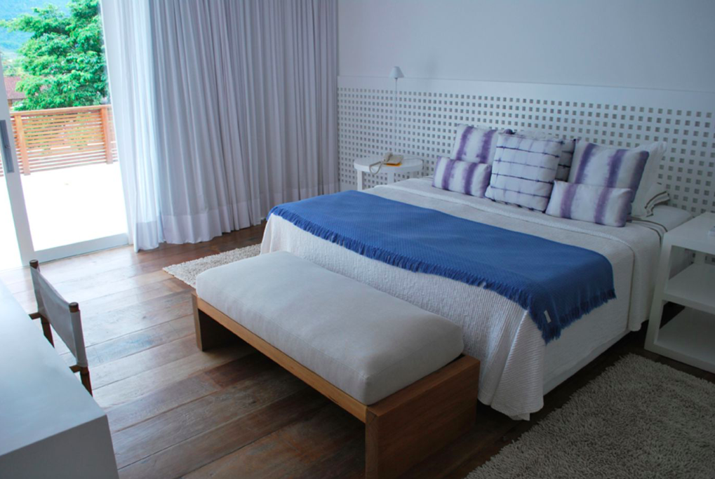 d267ee_0b687172f65c4d8da23c681435535a76~mv2