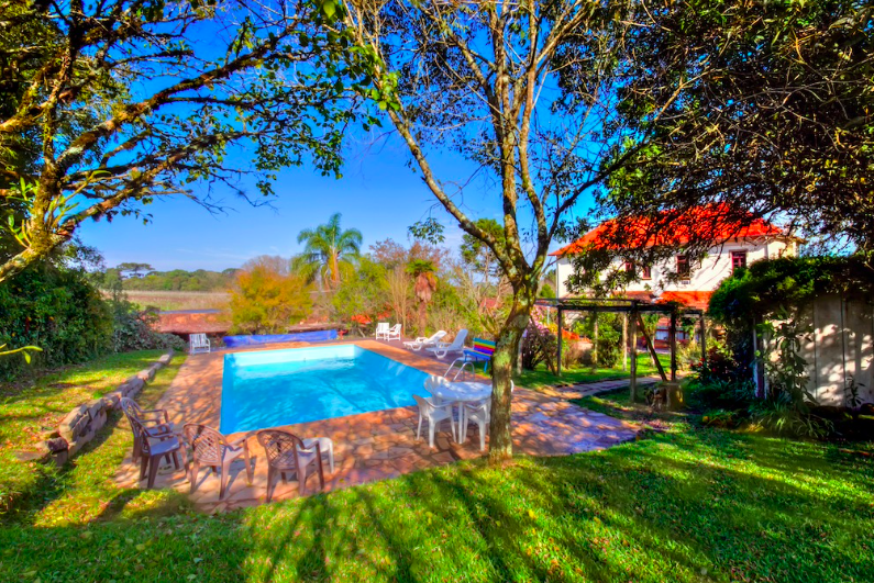 d267ee_15057d0ba8e84fc0bf83a05c907a4fc0~mv2-2