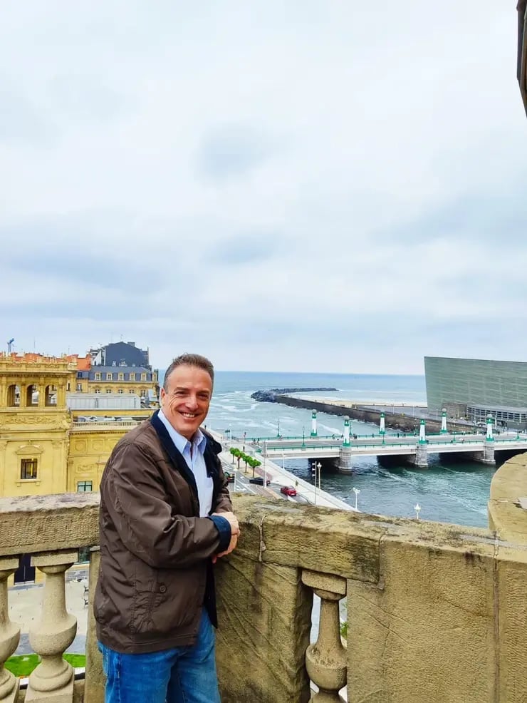 d267ee_302af060a54043d59f1c9c8ca289452c~mv2