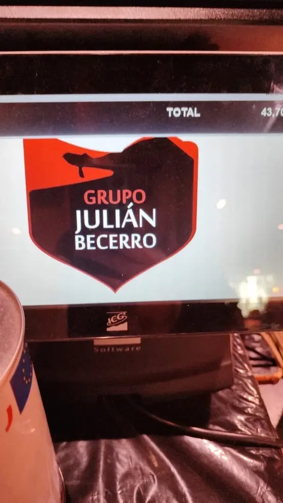 d267ee_4b977a3c9bef4ead9068c2730924e4a2~mv2