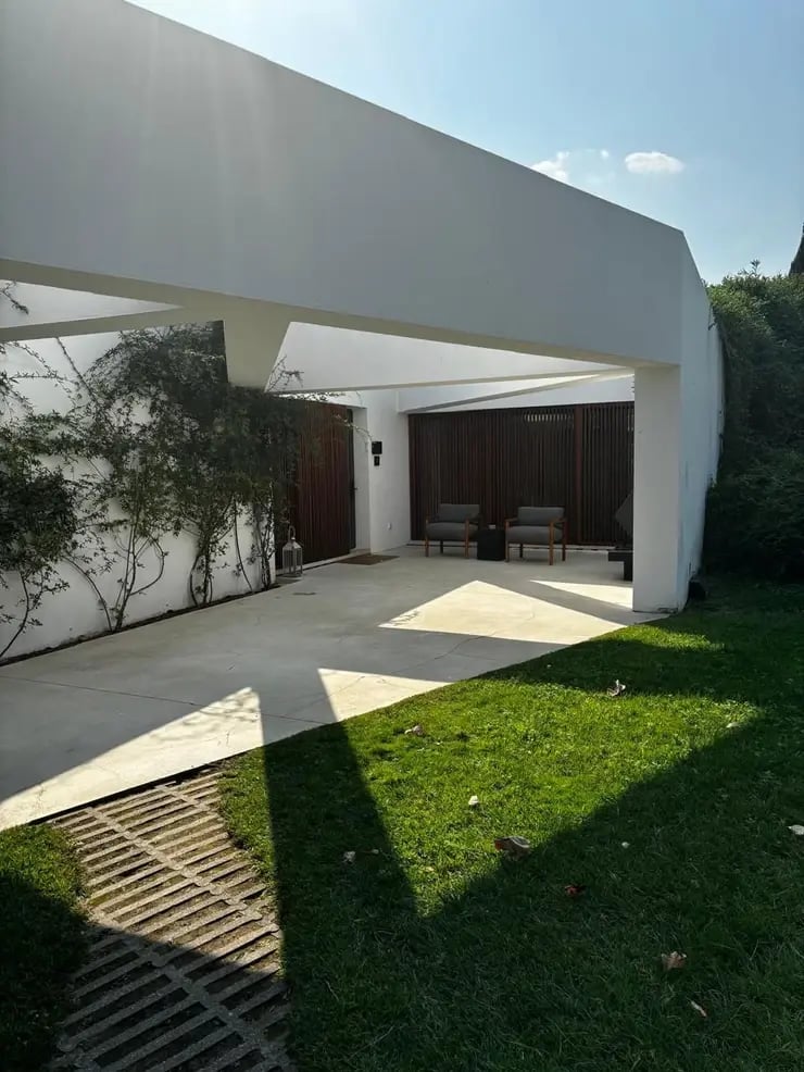 d267ee_4dfd616f568b463c851ca9b70c80351f~mv2