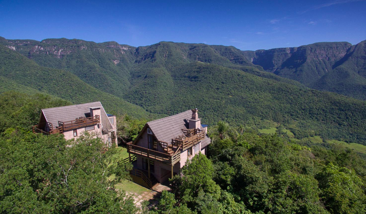 d267ee_4eb97e407c5148d29e4c1839509d696f~mv2