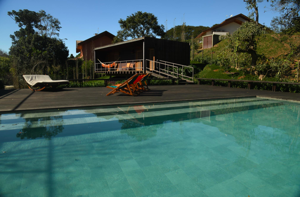 d267ee_5984682168a14c89a23f9c6a92c673b2~mv2