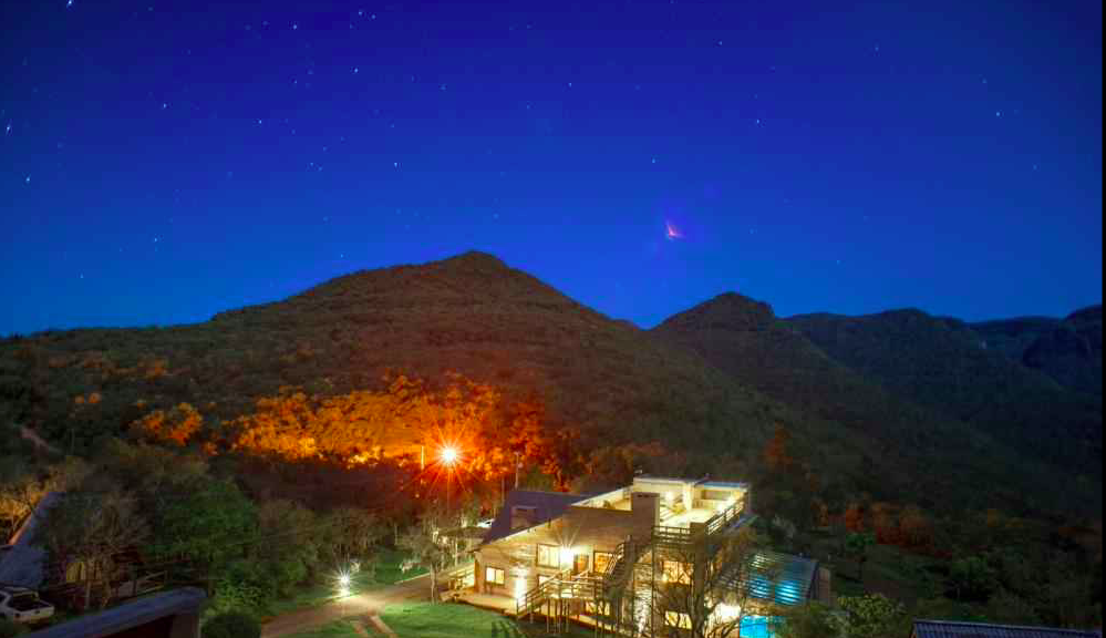 d267ee_76d745f0d972462480aa8cc356e6b14b~mv2