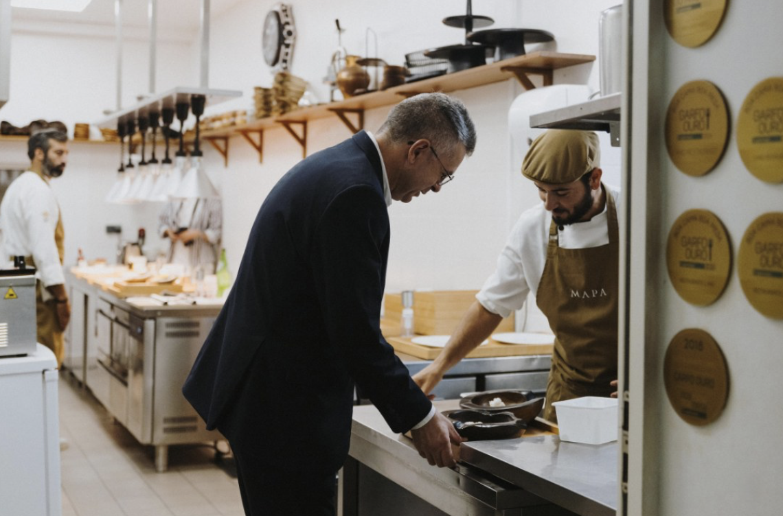 d267ee_7ce4331563fd4d70a9bb0dc7676b376b~mv2