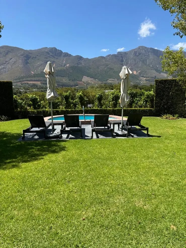 d267ee_9d5c643b16844d8084b376492e958ba2~mv2