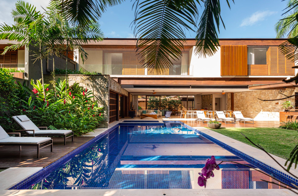 d267ee_e59a818f3bc54197b018ea9ddb9c9021~mv2-1