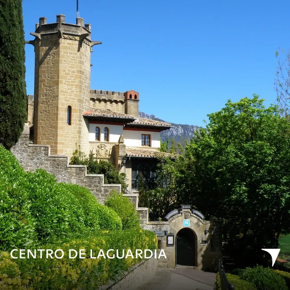 d267ee_f9b5a7120d4f4b6497721cc8298abfd2~mv2